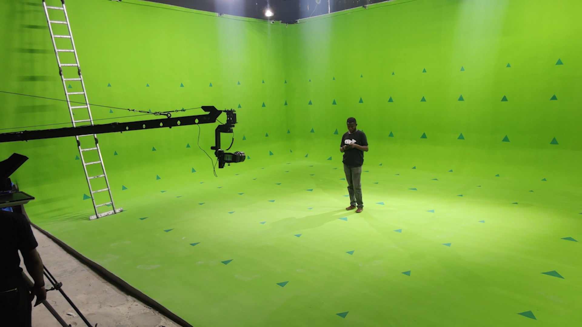 Content Studio With Walls That Change Colour